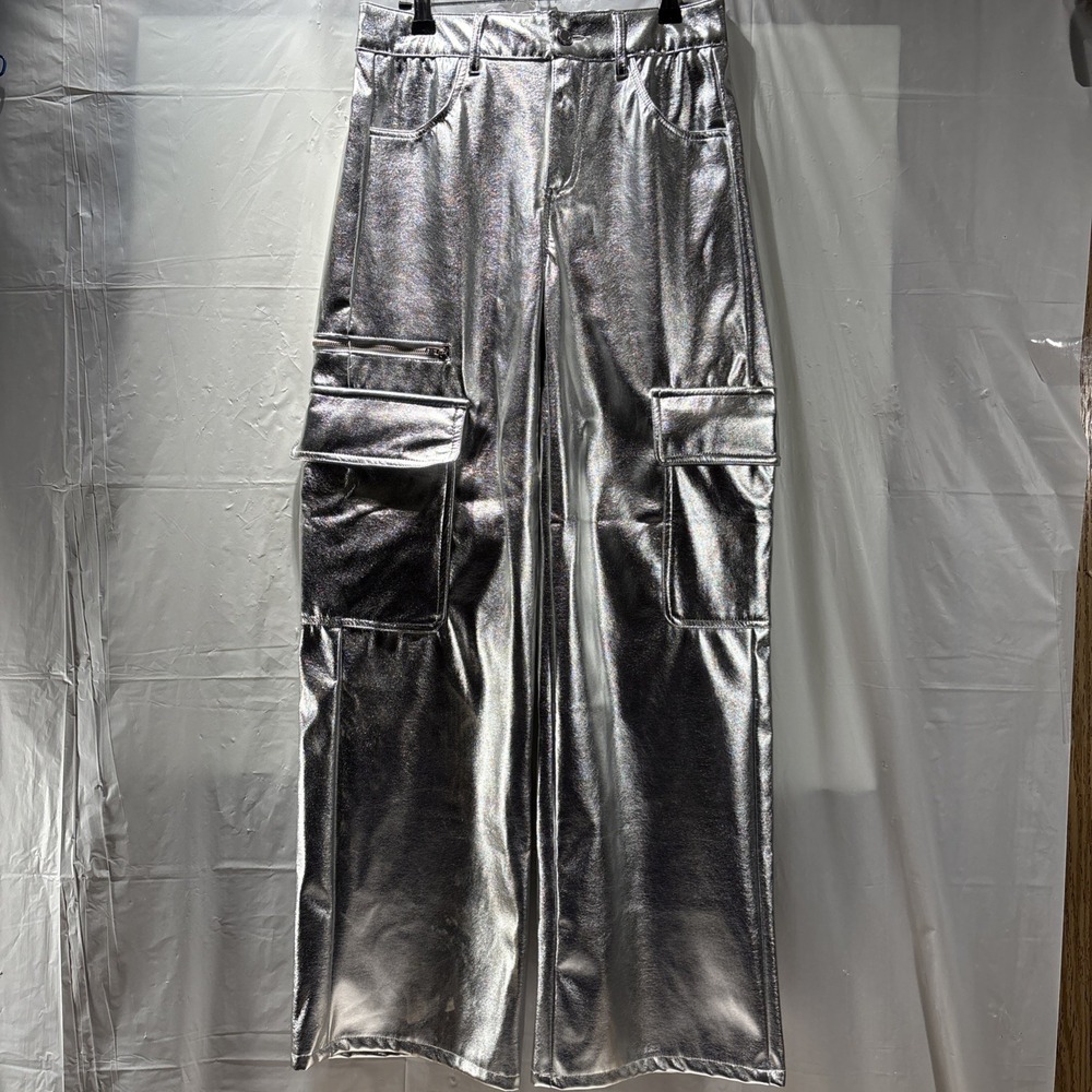 No Boundaries High Rise Metallic Silver Cargo Pants Women's S (4-6) Wide Leg